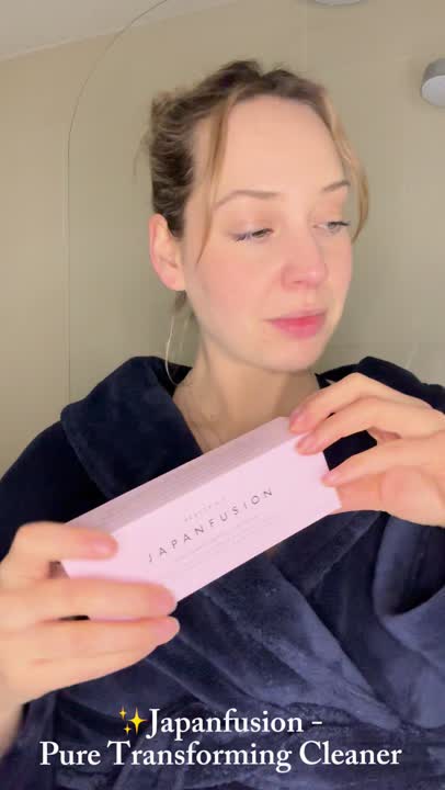 Anastasia presenting a beauty product on camera